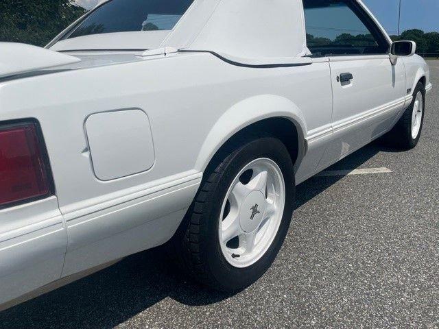 1993 Ford Mustang Special Edition