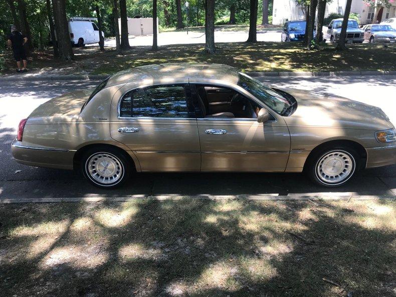 1998 Lincoln Town Car