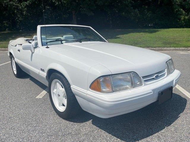 1993 Ford Mustang Special Edition