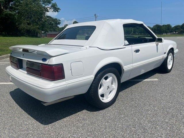 1993 Ford Mustang Special Edition