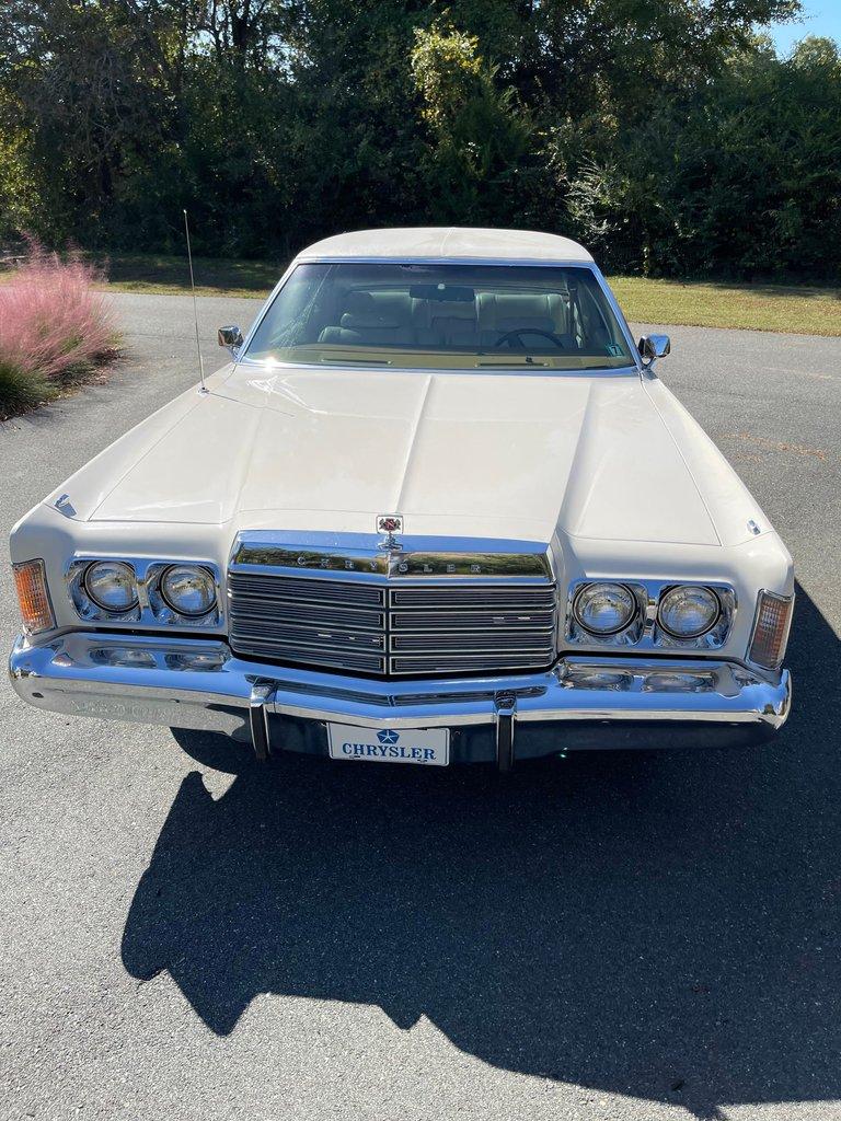 1974 Chrysler New Yorker Broughman