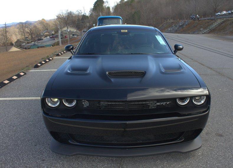 2015 Dodge Challenger SRT Hellcat