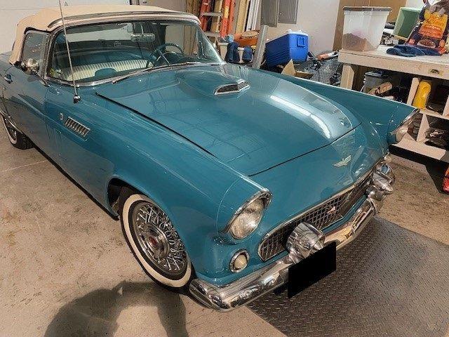 1956 Ford Thunderbird