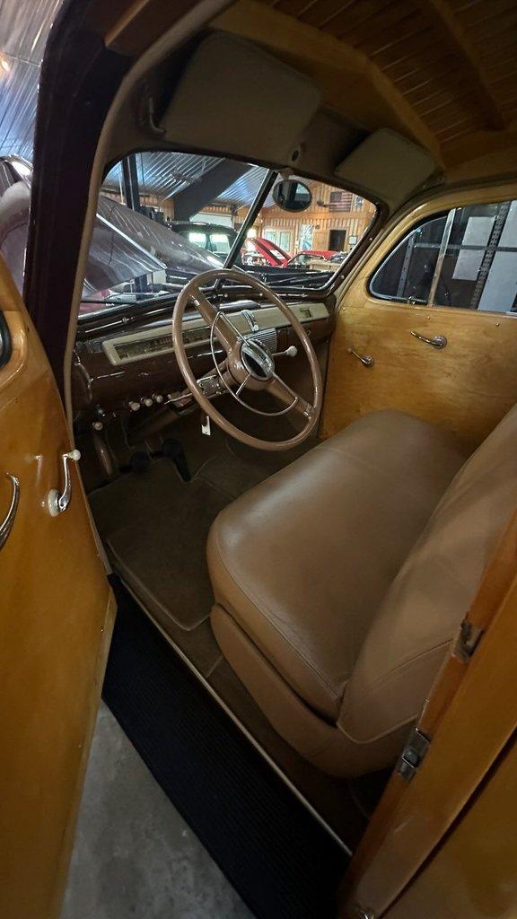 1941 Ford Super Deluxe