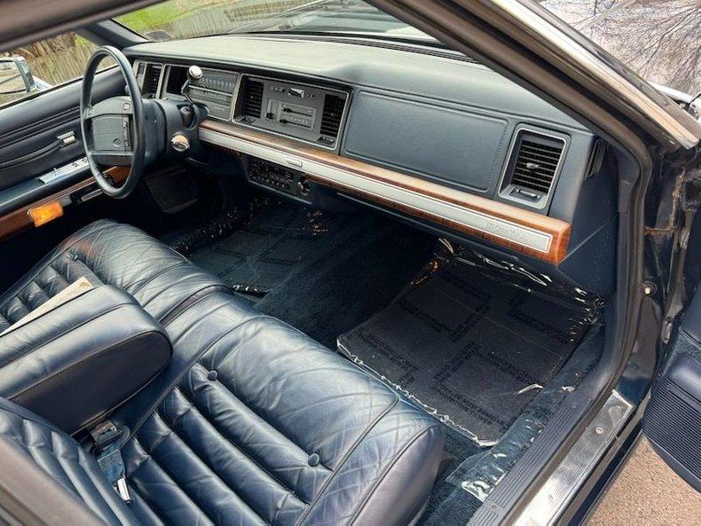 1990 Ford Crown Victoria LX