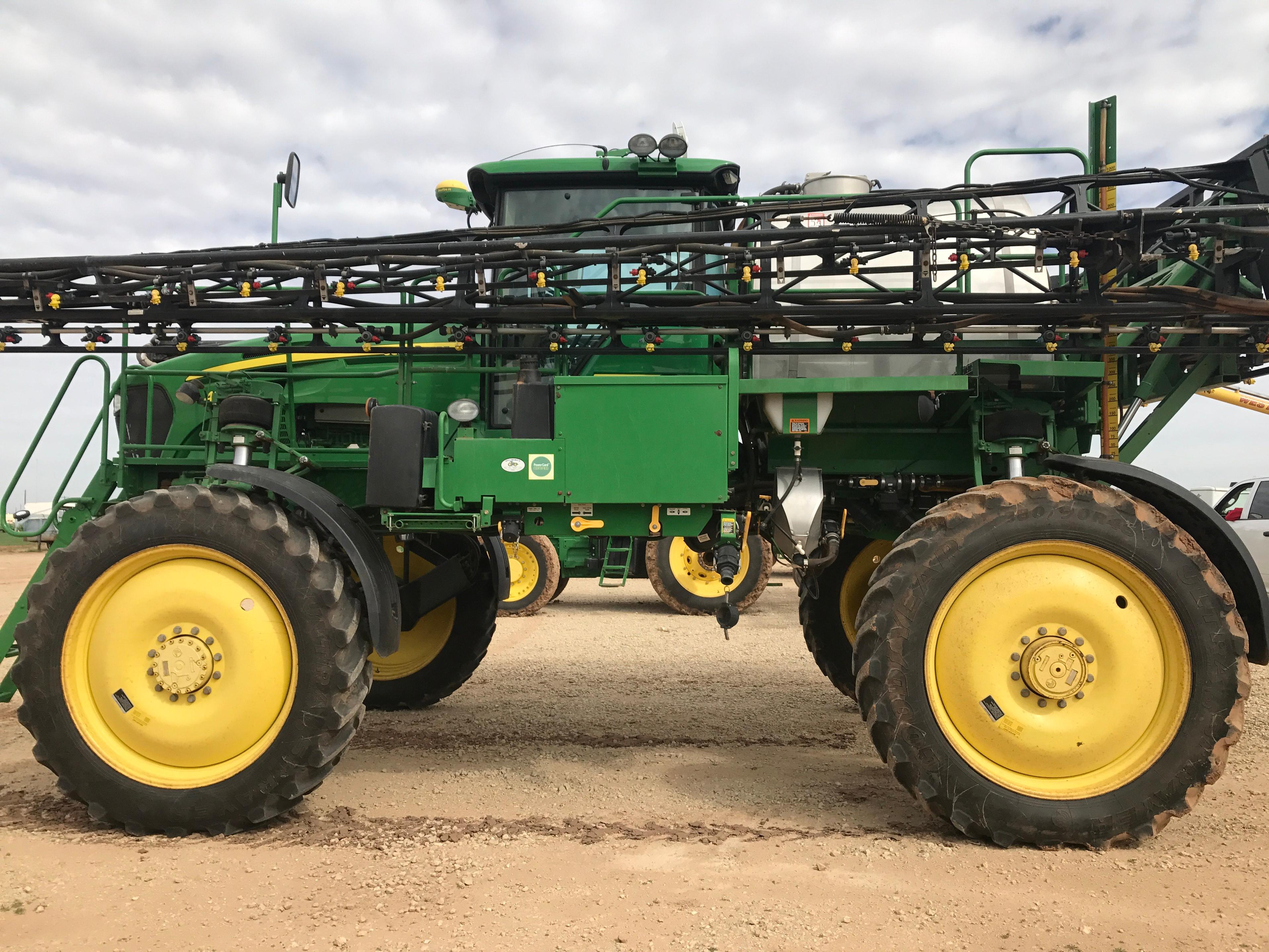 John Deere 4830 Spray Rig 120' Boom