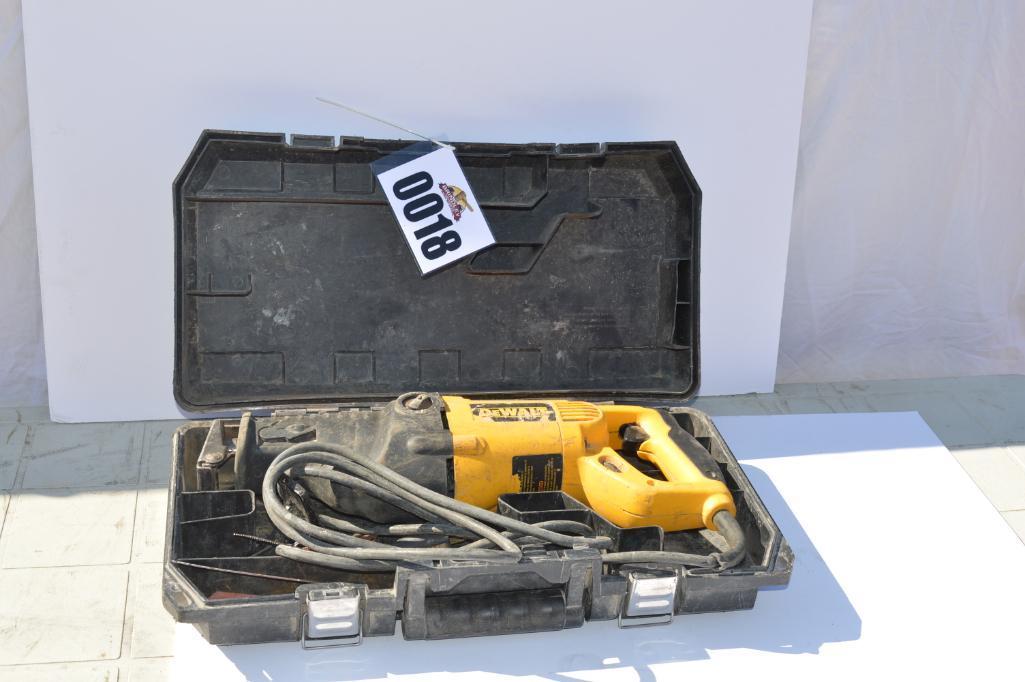 DEWALT ELECTRIC RECIPROCATING SAW