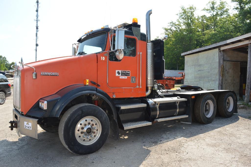 2000 KENWORTH T-800 ROAD TRACTOR