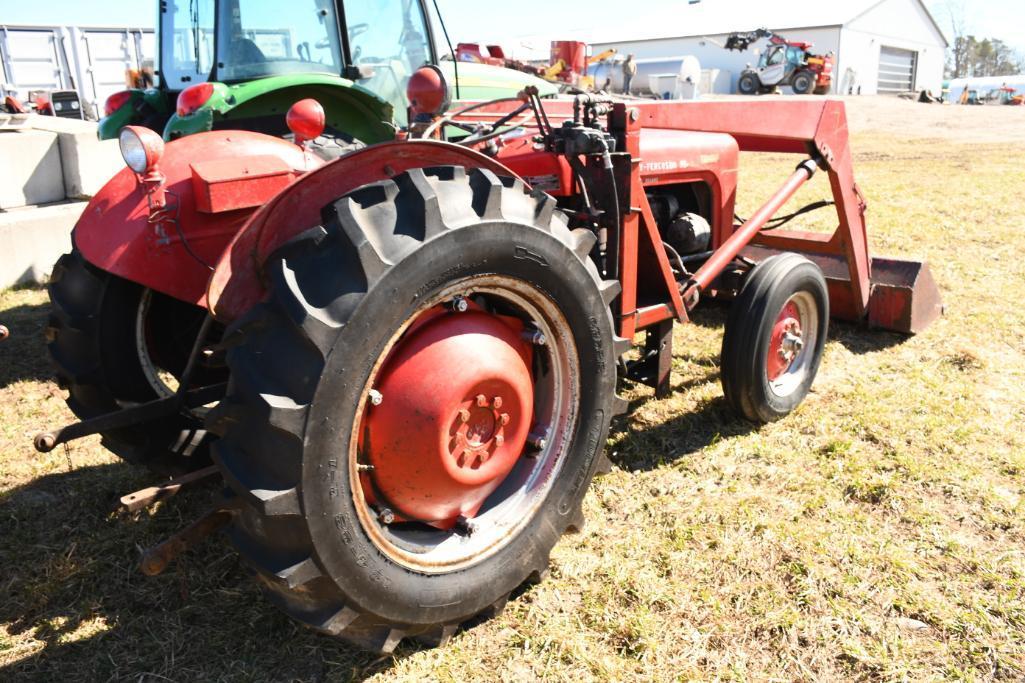 MASSEY FERGUSON 35 TRACTOR