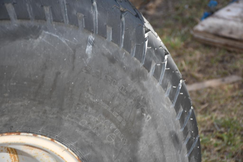 CASE IH FARMALL 75C TRACTOR