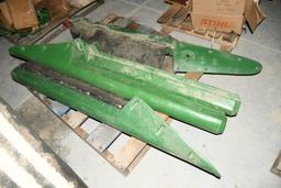 FOUR JOHN DEERE POLY END SNOUTS