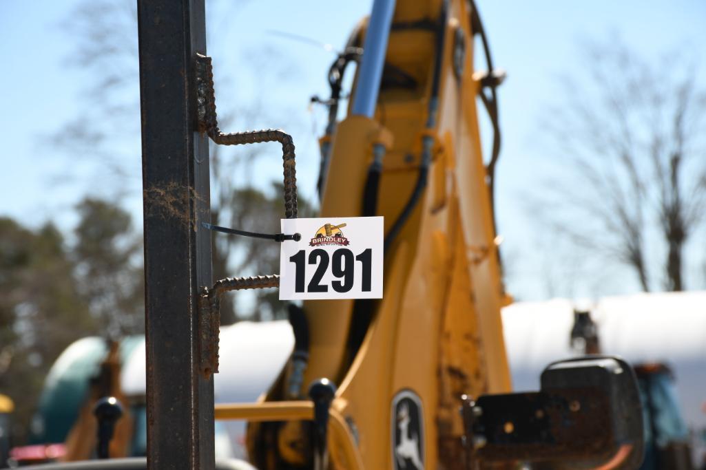 JOHN DEERE 110 BACKHOE