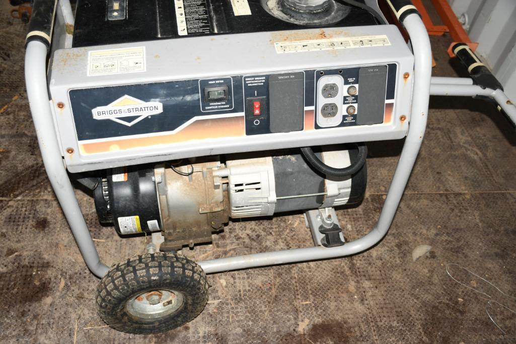 BRIGGS & STRATTON 5000 WATT GENERATOR