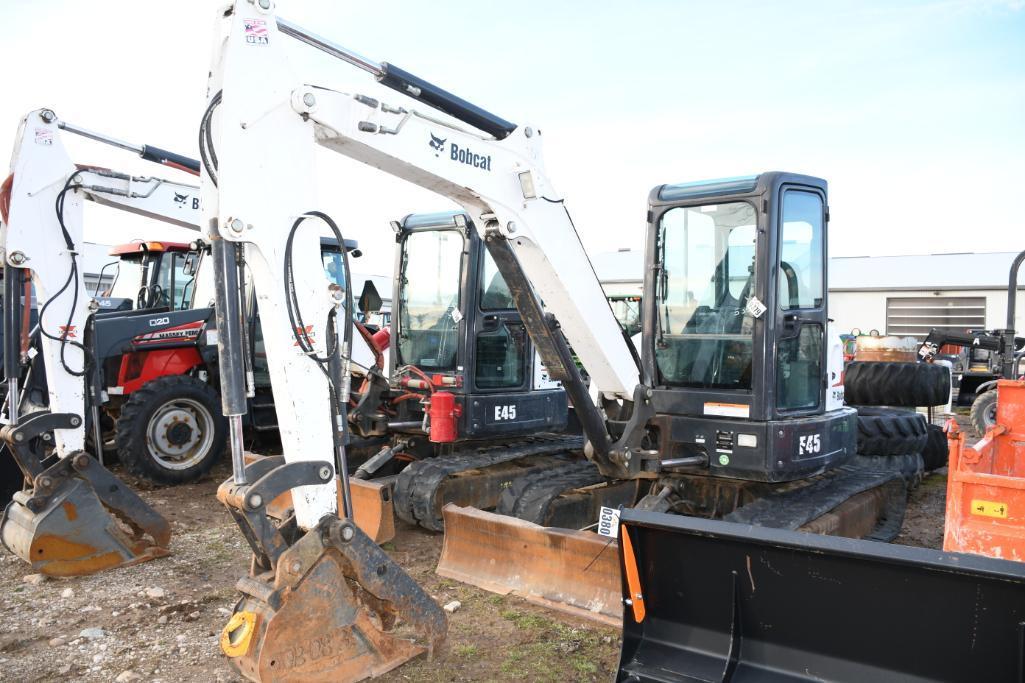 BOBCAT E45 MINI EXCAVATOR