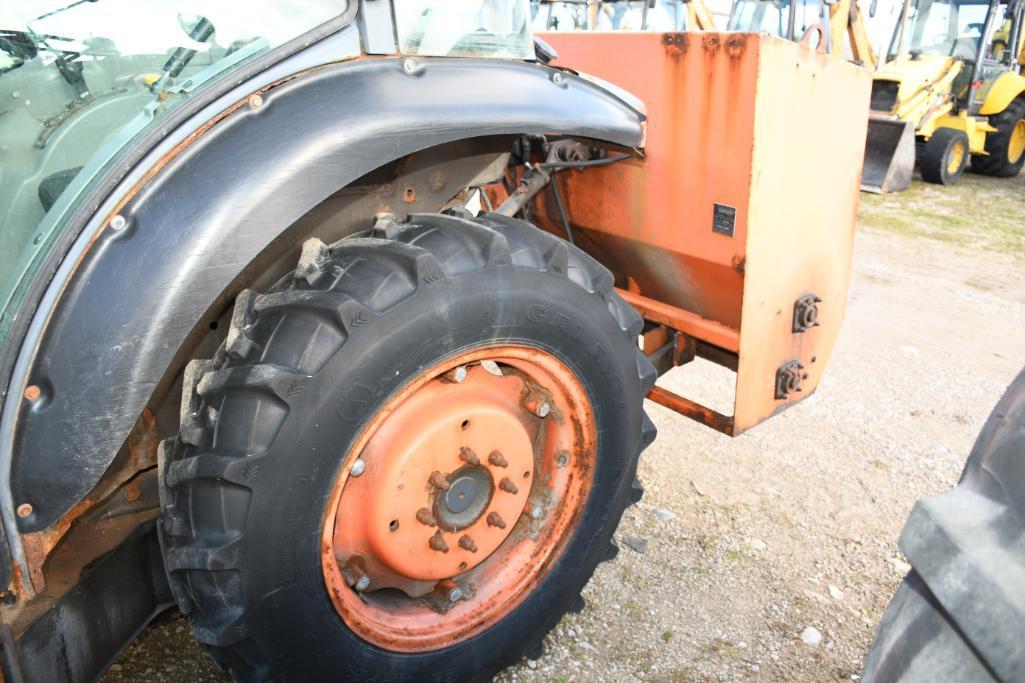 KUBOTA M7040 TRACTOR