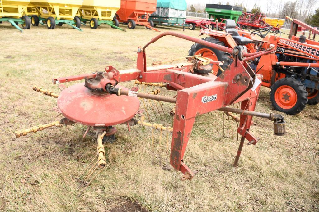 NEW HOLLAND 254 RAKE / TEDDER