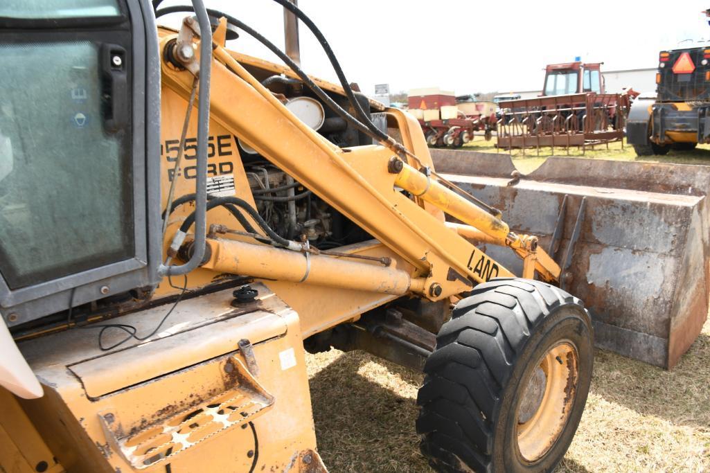 NEW HOLLAND 555E BACKHOE