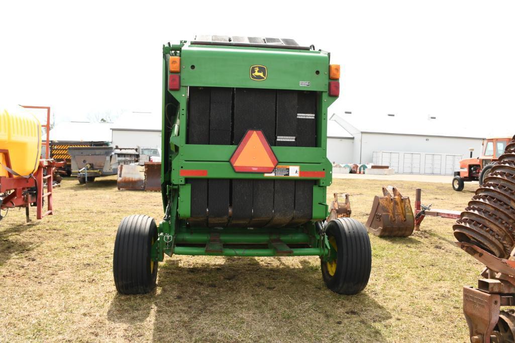 JOHN DEERE 457 ROUND BALER