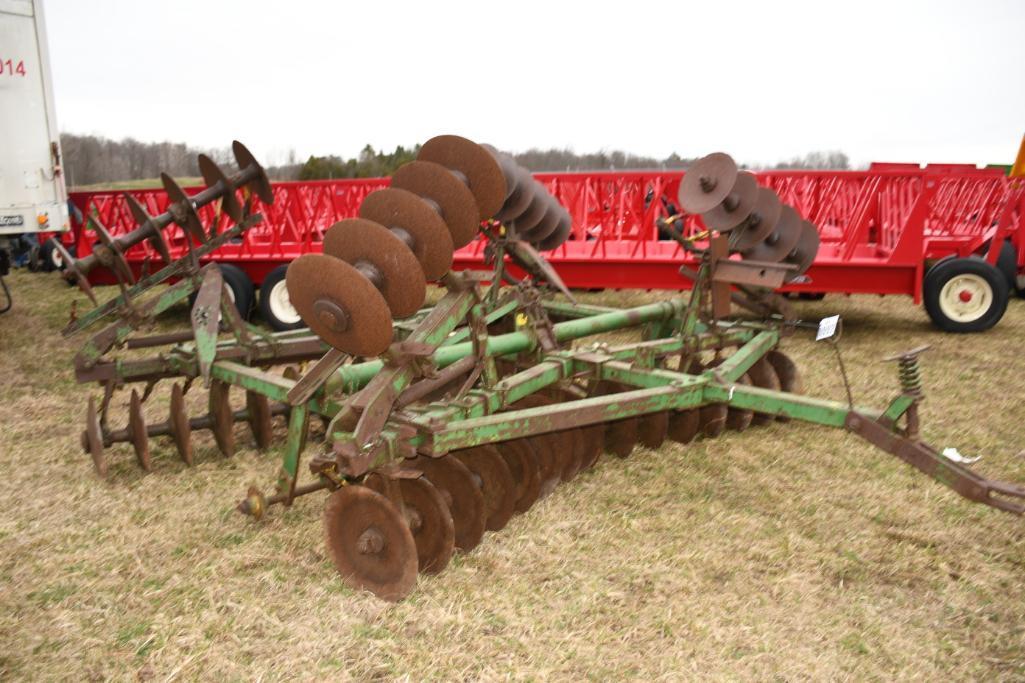 JOHN DEERE WING DISC PULL-TYPE