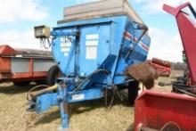 PATS 205 FEED WAGON