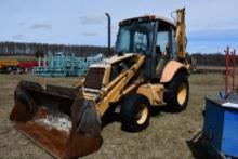 NEW HOLLAND 555E BACKHOE