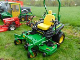 John deere Z915e zero turn mower