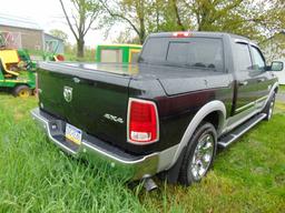 2017 dodge 1500 Laramie Truck