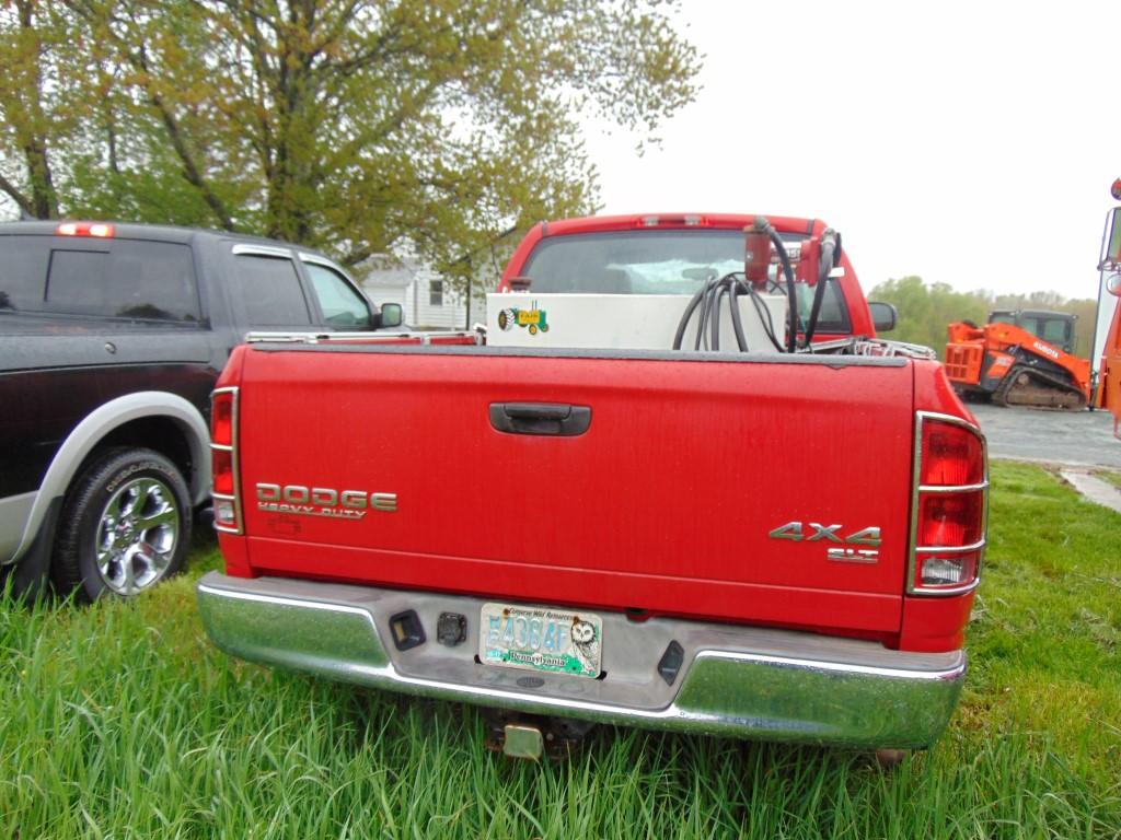 2004 dodge Ram 2500 truck