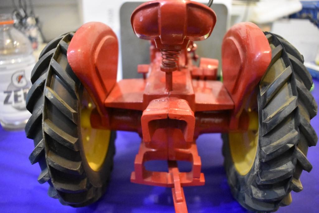 Massey Harris 44 Tractor by scale models
