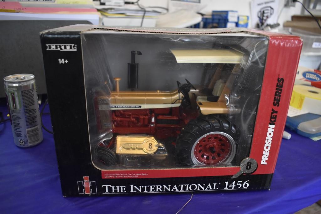 The International 1456 Precision Key Series by ERTL Toys