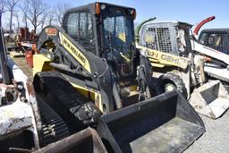 New Holland C238 Skidsteer with tracks