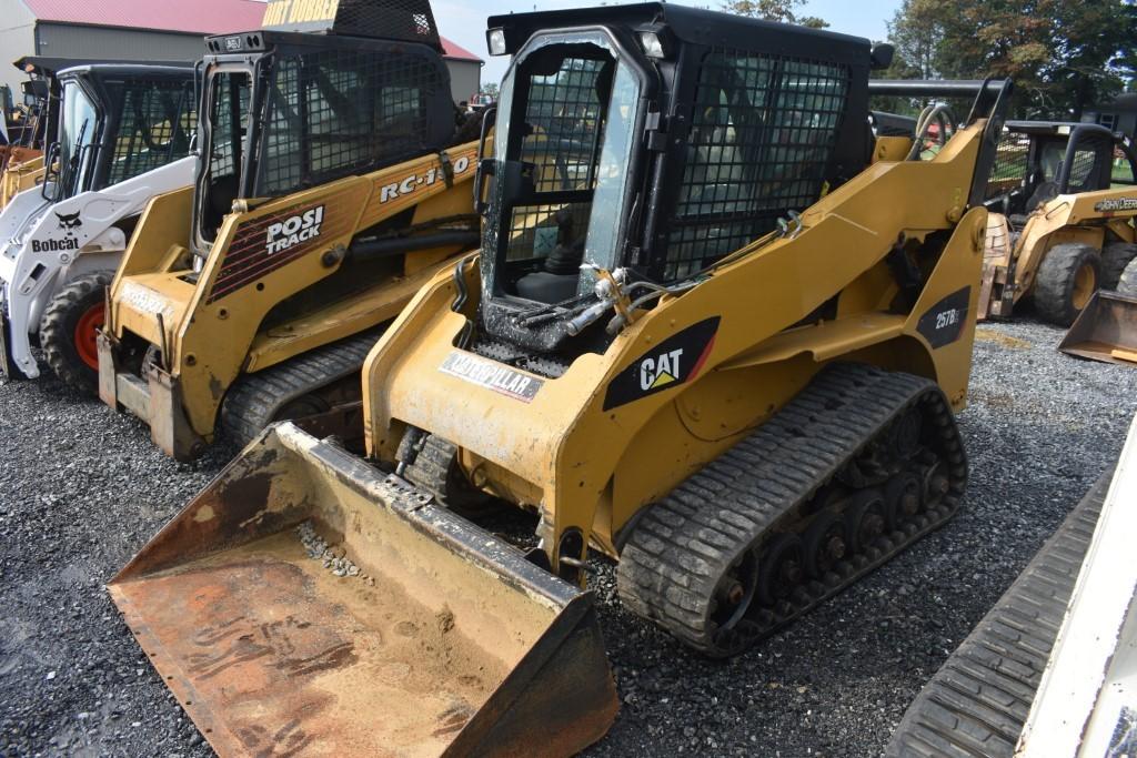 Cat 257B2 Skidsteer with Tracks