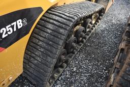 Cat 257B2 Skidsteer with Tracks