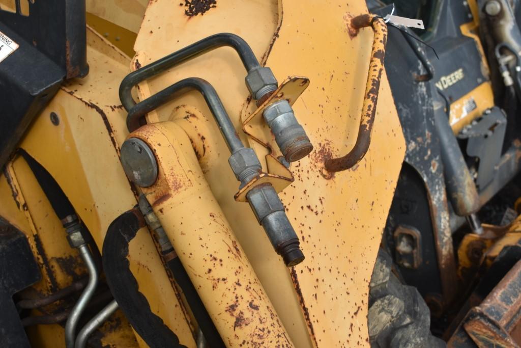 John Deere 328 Skidsteer