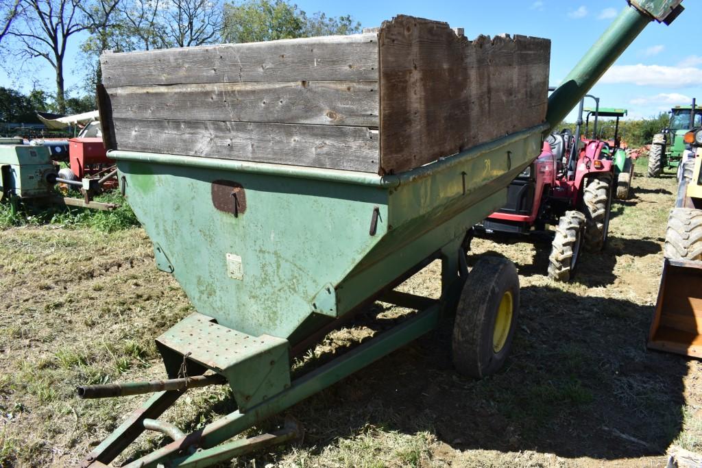 Little Green Self unloading Gravity Wagon