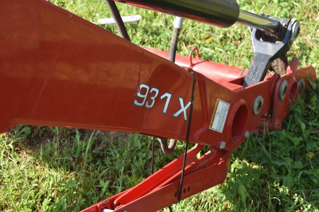 Massey Ferguson 931X Quick Attach Loader