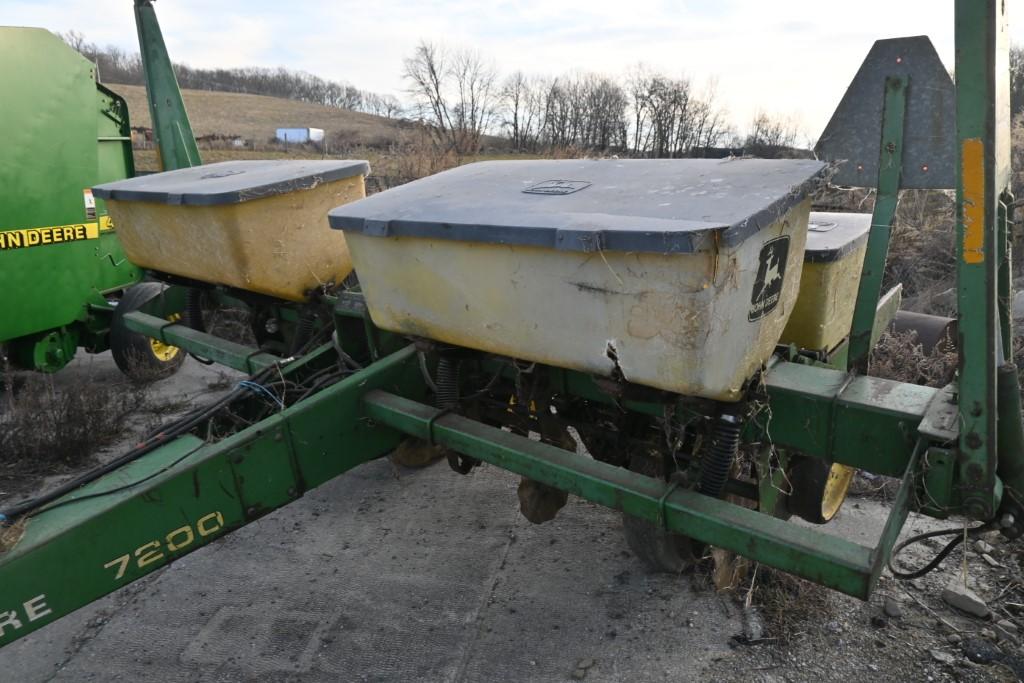 John Deere 7200 4 Row Planter