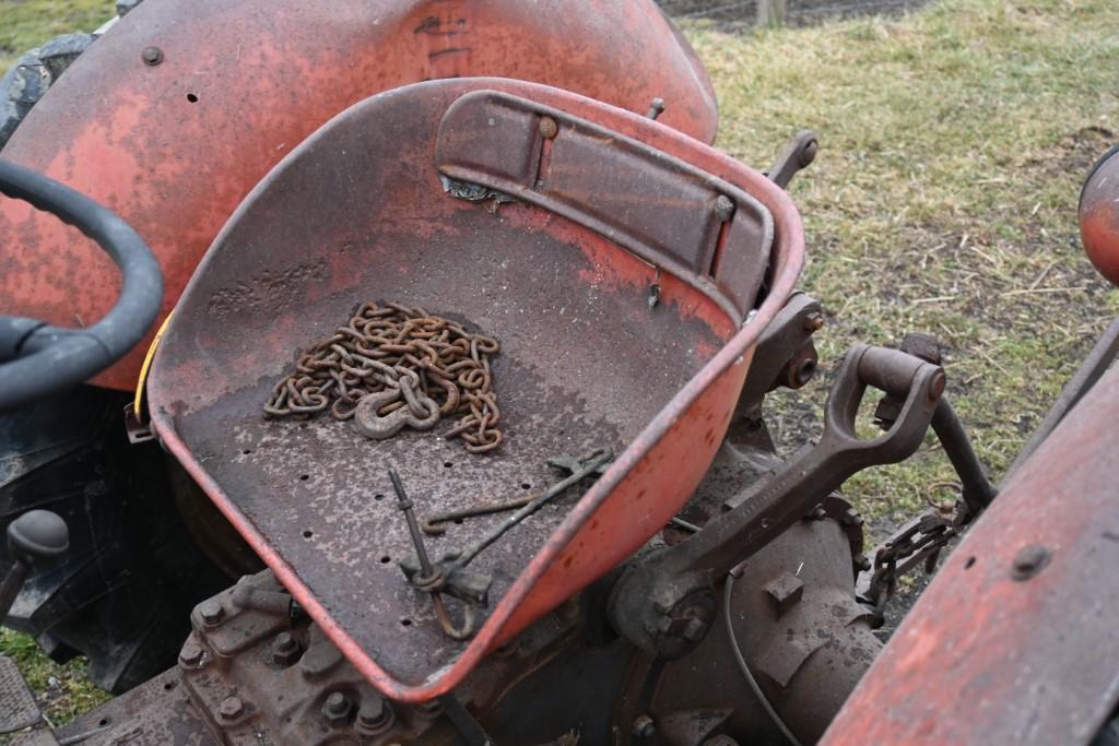 Massey Ferguson 135 Tractor