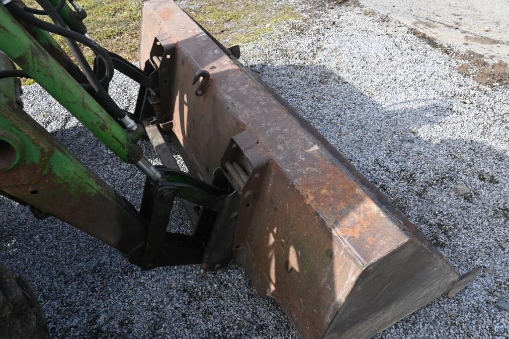 John Deere 2350 Loader Tractor