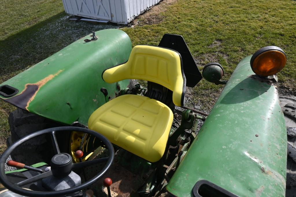 John Deere 2350 Loader Tractor