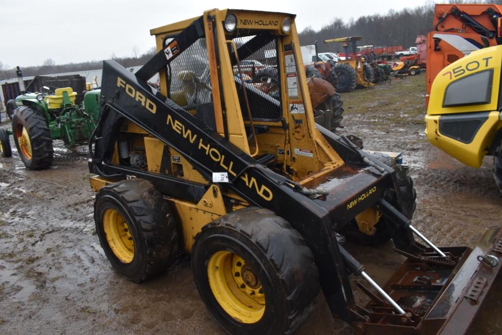 New Holland L781 Skid Steer