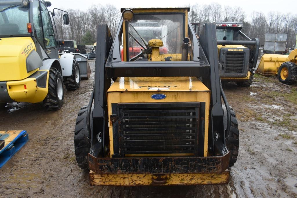 New Holland L781 Skid Steer