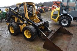 New Holland L781 Skid Steer