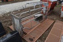 Farrowing Crate with Stand