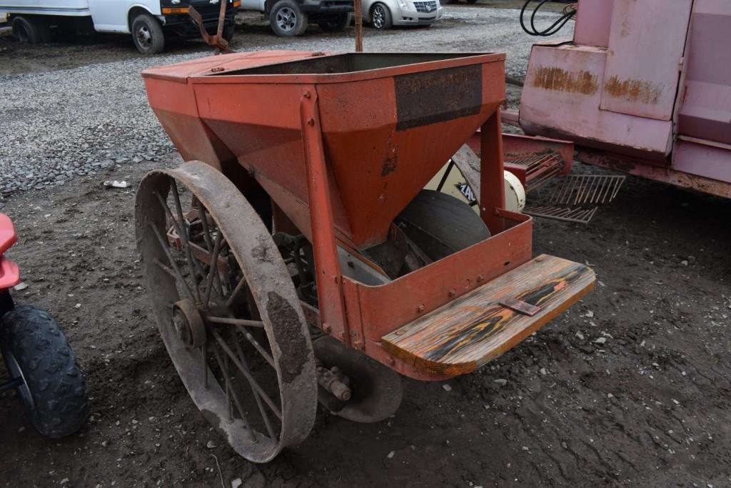 Single Row Tow Behind Potato Planter