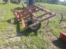 Allis Chalmers chisel plow