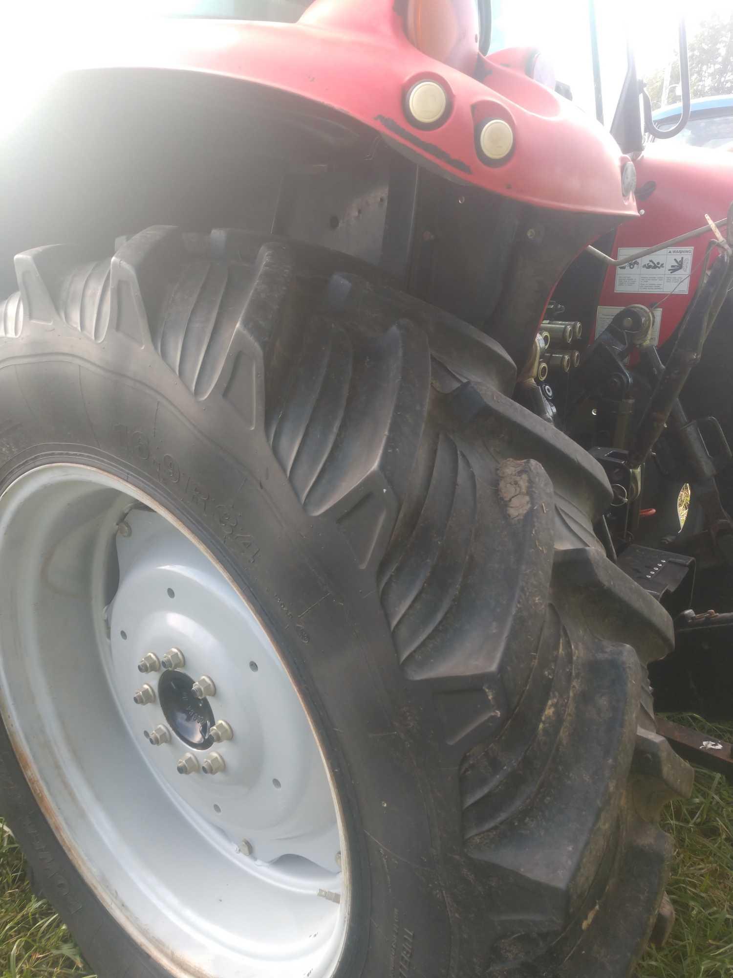 Massey Ferguson Tractor w/M546 Loader w/ bucket and Spike 4200hrs