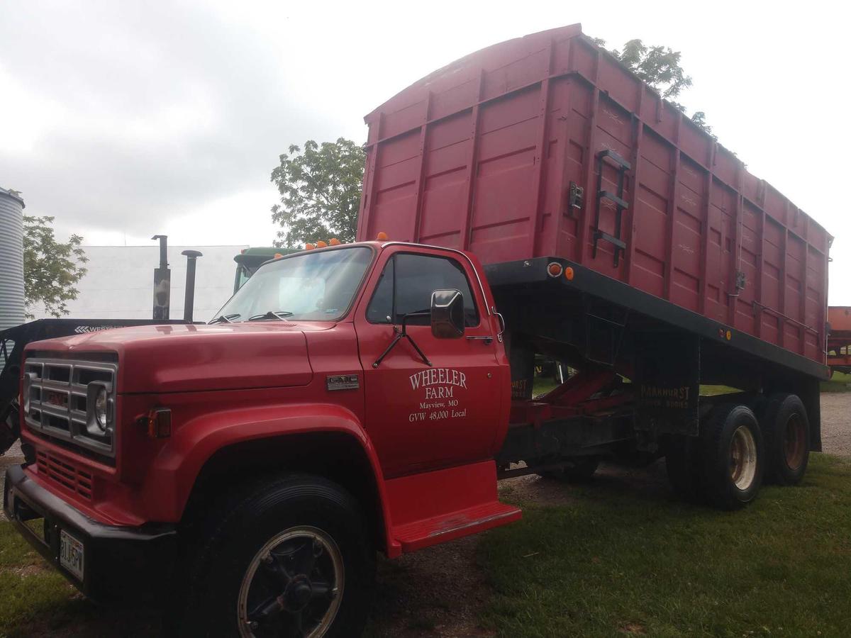 1978 GMC 6500 seirra V8 w/5speed