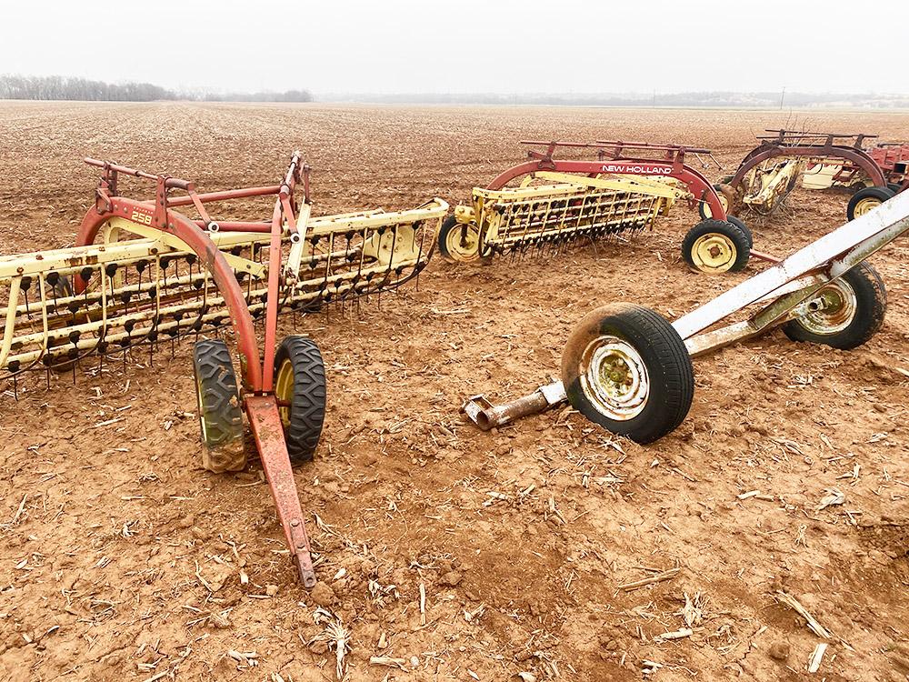 Set - New Holland 260 Series Rakes and Hitch