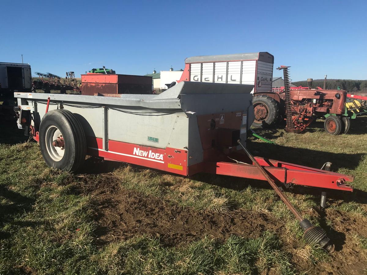 NI 3722 MANURE SPREADER